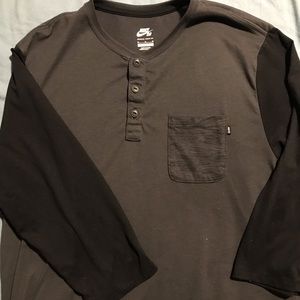 Nike 3/4 sleeve tee Men’s Med